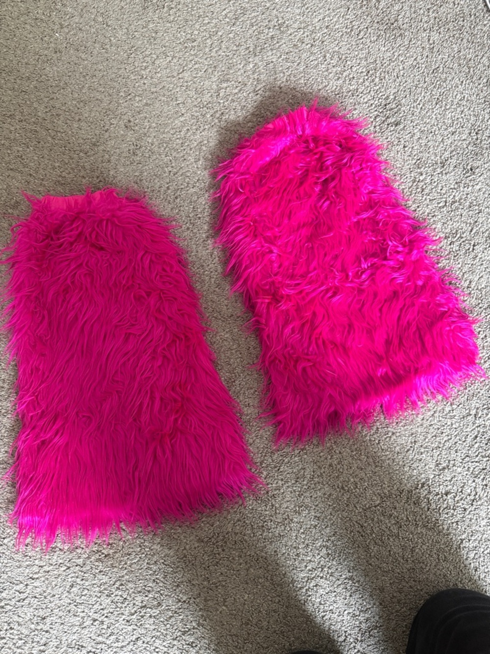 Fuchsia Faux Fur leg warmers- Bold Pink Statement